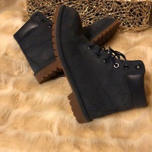 Suede blue timberlands